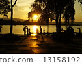 Evening scenery of West Lake 13158192