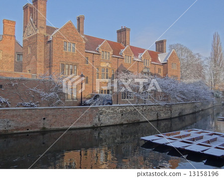 Winter scene of Cambridge 13158196