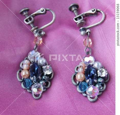 Gincho Antique Earring Gincho Antique Earring 13159068