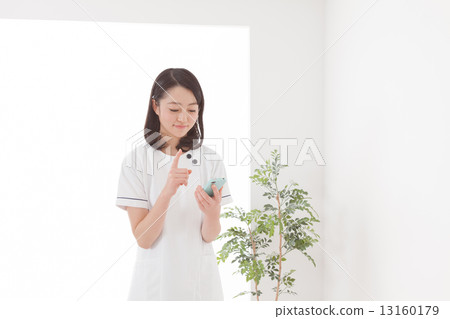 觸摸 美學家 女生 13160179