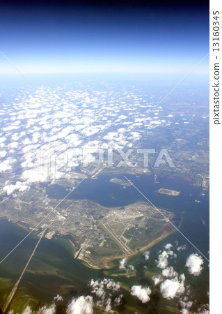 Many coves spread along the overseas lines of the Atlantic Ocean in the state of Florida, USA Many coves spread along the overseas lines of the Atlantic Ocean in the state of Florida, USA 13160345