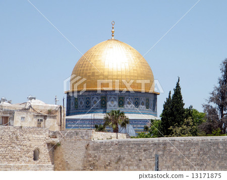 Jerusalem the dome of Rock Mosque 2010 13171875