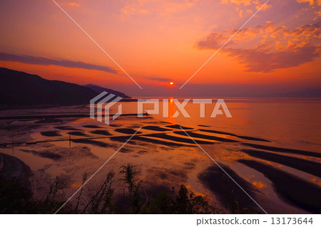 Okinawa Coast 13173644