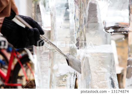 Ice Sculpture Carving  13174874
