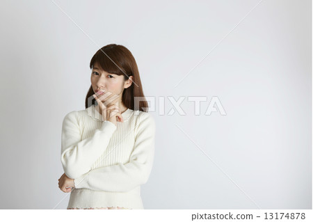 Young women suffering 13174878