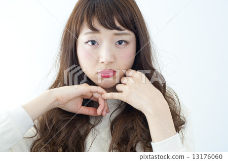 long hair woman long hair woman 13176060