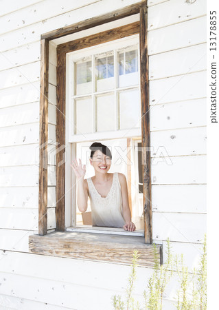 Portrait young lady 13178855