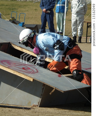 Rescue training by rescue team Rescue training from houses Rescue training by rescue team Rescue training from houses 13182049