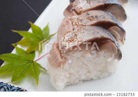 鯖魚壽司 13182733