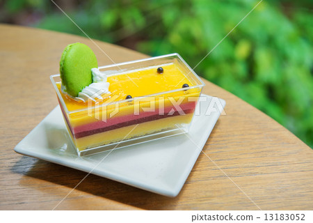 passion fruit Mousses with biscuit 13183052