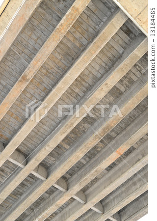 Bottom view of bridge 13184485