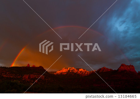 亞利桑那Sedona漩渦亞利桑那Sedna漩渦 13184665