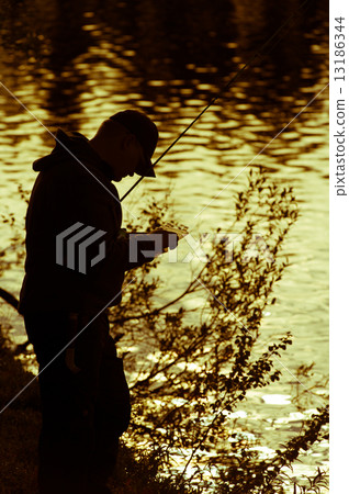 Fisherman 13186344