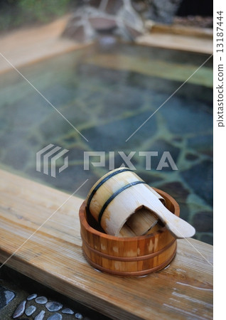 露天浴池 13187444