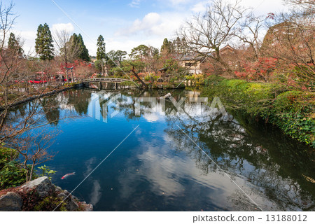 Kyoto Eiken-do Pond 13188012