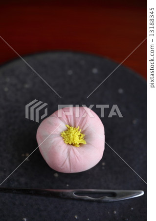 Japanese confectionery (forged) Japanese confectionery (forged) 13188345