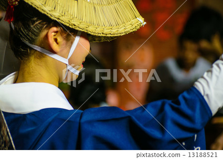 Awa Odori Female 13188521