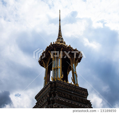 Stupa 13189850