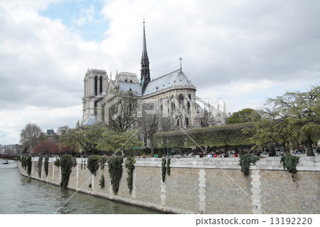 France, Paris, behind Notre Dame Cathedral France, Paris, behind Notre Dame Cathedral 13192220