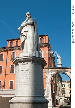 Verona - Dante monument Verona - Dante monument 13193366