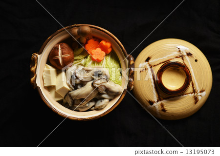 Oyster hotpot Oyster hotpot 13195073