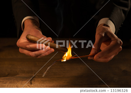 The art of cigars The art of cigars 13196326