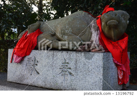 Statue of mother cattle and baby cattle (Kitano Tenman-gu / Kamigyo-ku Kamigyo-ku Bakuhacho) 13196792