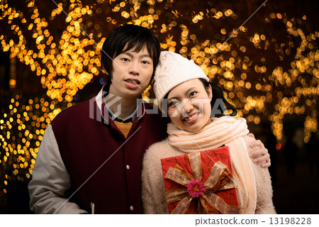 戀愛者約會美麗的照明 13198228