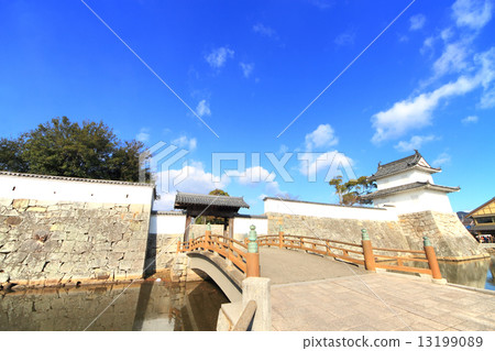 December Hyogo Ako Castle · Otemon and major corner oar 13199089