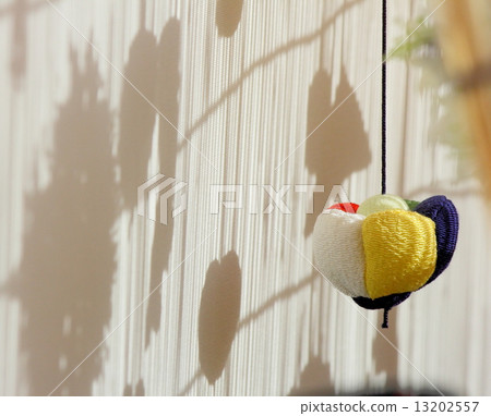 Crecery work 13202557