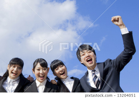 Businessman who plays guts pose and businessman 13204051