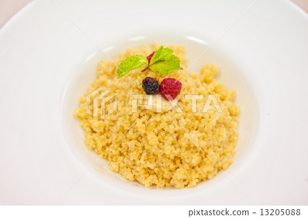 Millet porridge 13205088