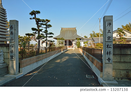 Walking in Tatebayashi / Jodo Shrine Shoin Temple Walking in Tatebayashi / Jodo Shrine Shoin Temple 13207138