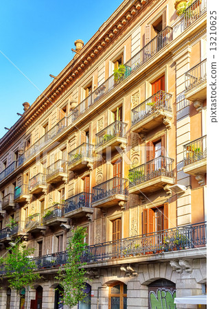 Beautiful landscape of the urban view Barcelona, Catalonia. 13210625