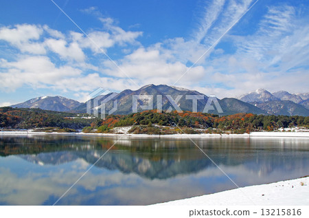 基拉拉湖 基拉拉湖 13215816