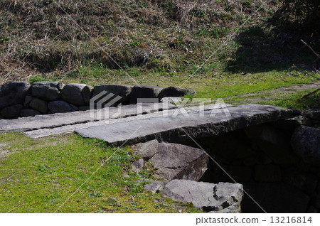 Country registered cultural heritage Ochiai stone bridge 13216814