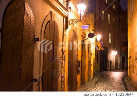 Prague street at night 13220644