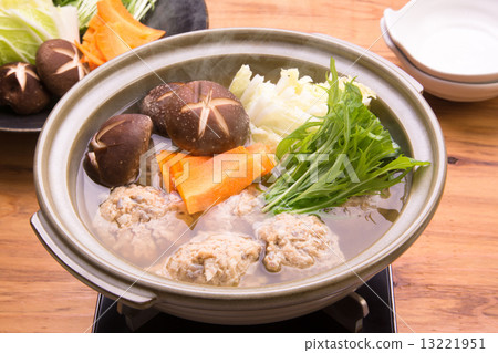 Tsukune Nabe (Meat dumpling pot) Tsukune Nabe (Meat dumpling pot) 13221951