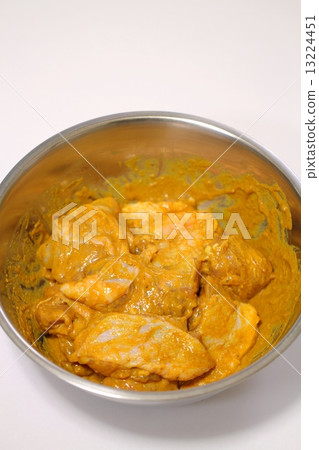 在準備下的自創雞tika 13224451