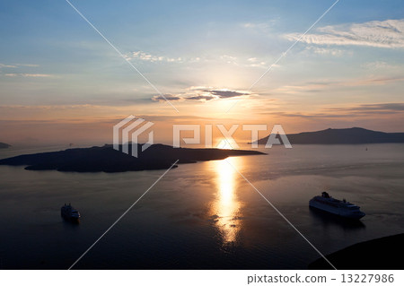 Caldera  Santorini island at sunset. 13227986