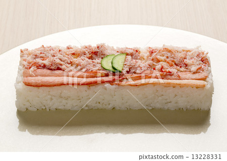 Crab pushed sushi 13228331