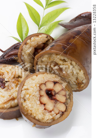 A bean paste 13228358
