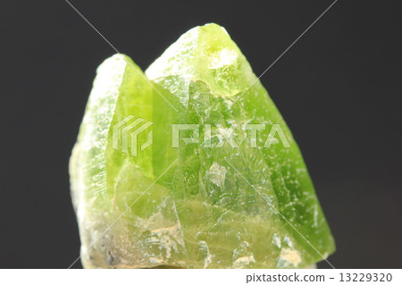 Peridot 13229320