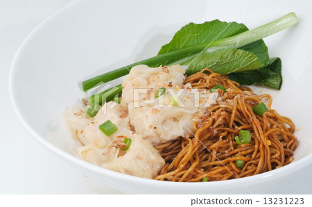 Wanton noodle, dried wanton noodle 13231223