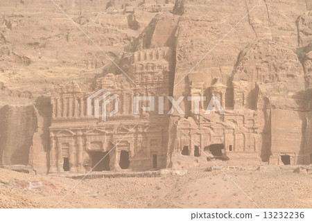 Petra royal tomb Petra royal tomb 13232236