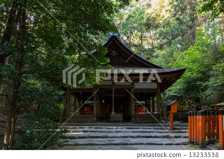 Ota Shrine 13233538