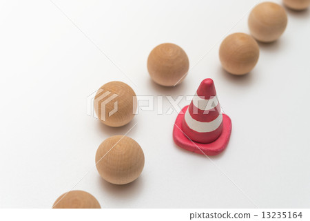 avoid avoid 13235164