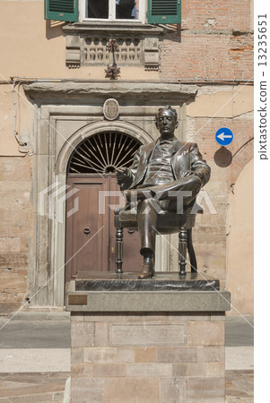 Bronze statue of Giacomo Puccini in his birth town Lucca, Italy Bronze statue of Giacomo Puccini in his birth town Lucca, Italy 13235651