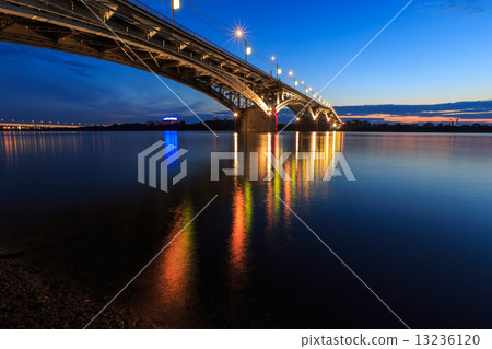 Bridge at a quiet night Bridge at a quiet night 13236120
