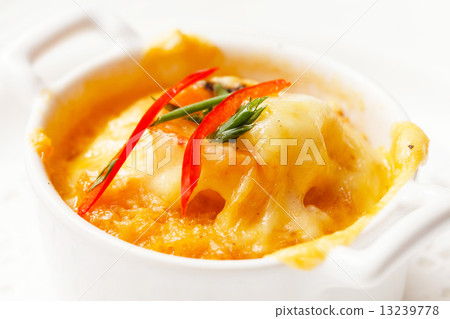 winter pot pie 13239778